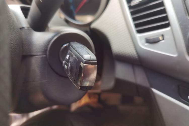 Used Chevrolet Cruze 2013 1.8L SE AT