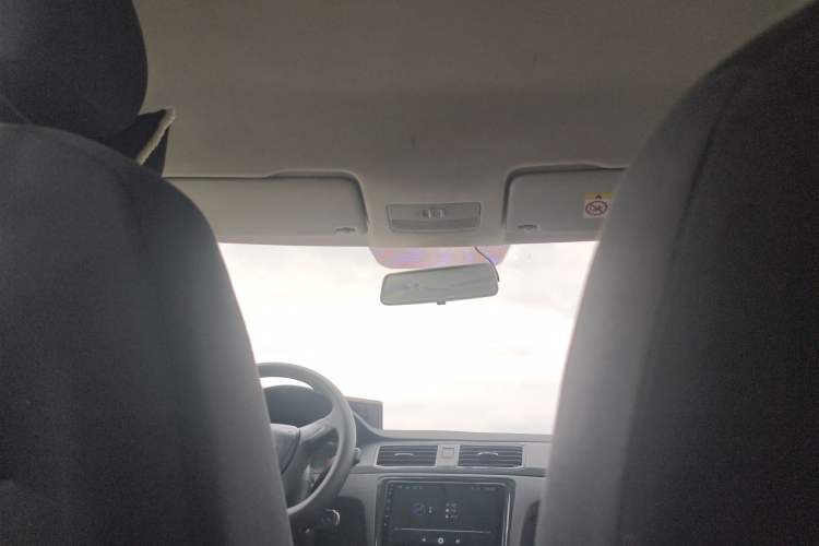 Used Volkswagen Santana 2016 1.6L Manual Fashion Edition Headliner