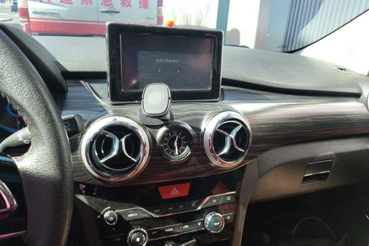 Used BAIC New Energy EX 2018 EX360 Trendy Edition
