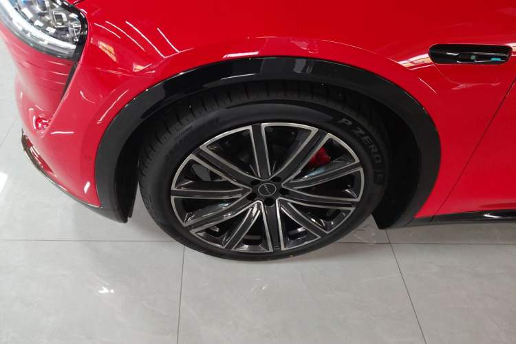 Used Hima Luxeed R7 2024 All-Electric 736 km Ultra Left Front Wheel Hub