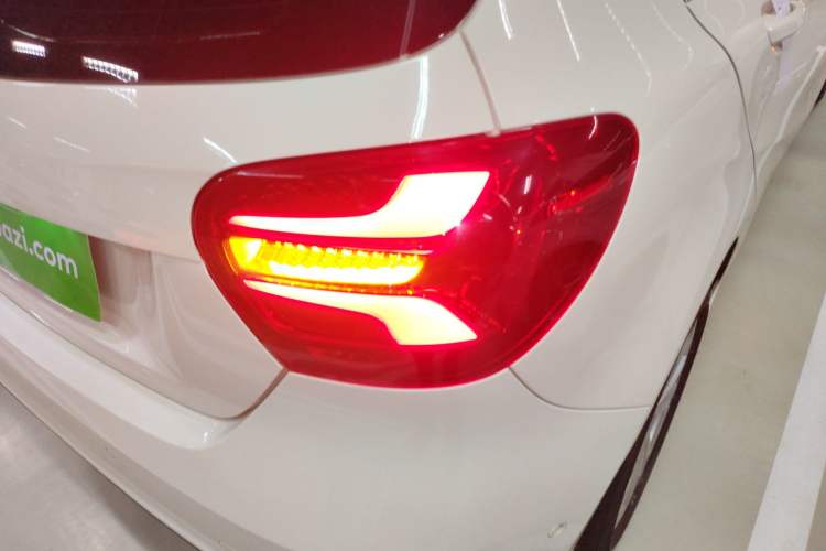 Used Mercedes-Benz A-Class (Import) 2017 Revised A 200 Dynamic Edition