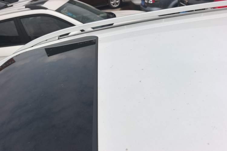 Used Zotye T600 2017 1.5T Manual Luxury New Year Edition Roof