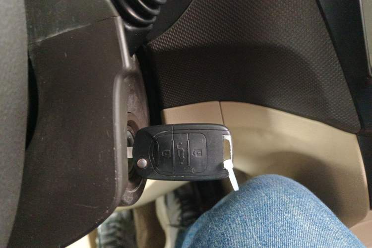 Used Wuling Hongguang 2015 1.5L S1 Standard China V-Emission Standards