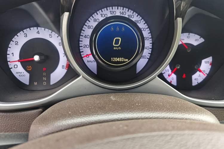 Used Cadillac SRX 2011 3.0L Luxury Model Odometer Close Up