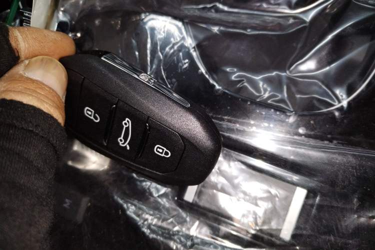 Used Citroen C5 X 2025 Model 1.6T Overseas Edition
