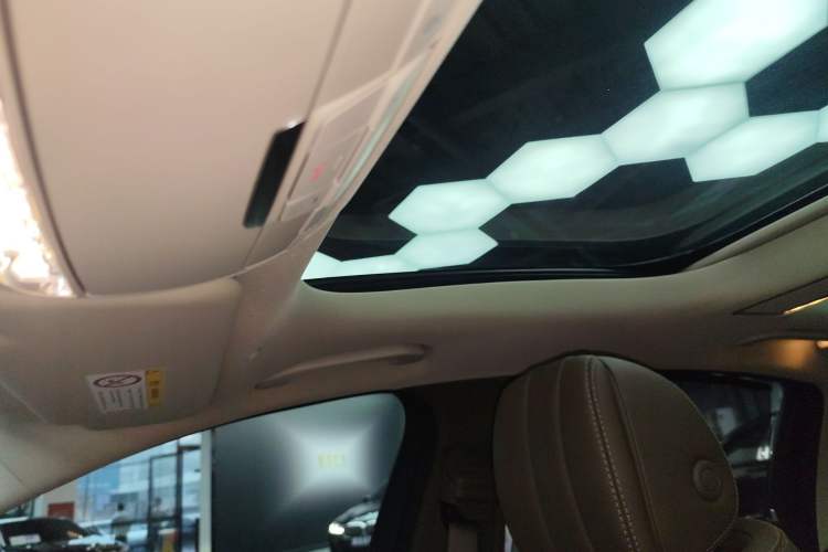 Used Mercedes-Benz E-Class 2021 E 300 L Luxury Model
