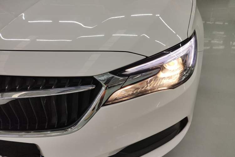 Used Buick GL6 2019 18T 6-Seater Connected Luxury Version China VI Standard