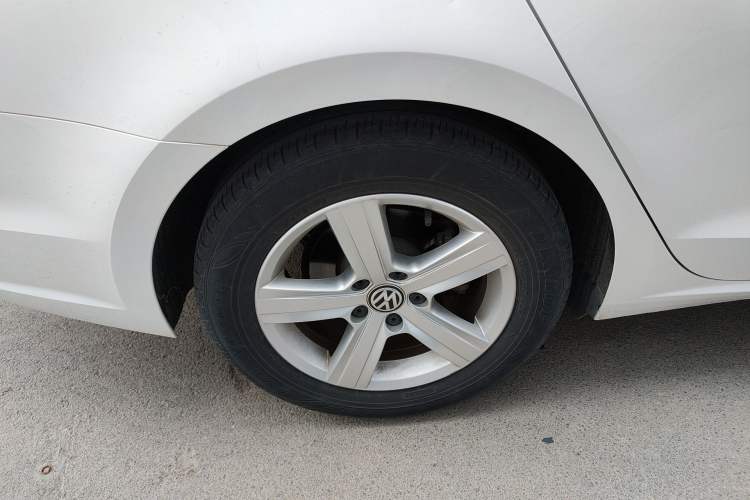 Used Volkswagen Lamando 2018 230TSI DSG Fashion Edition Right Rear Wheel Hub