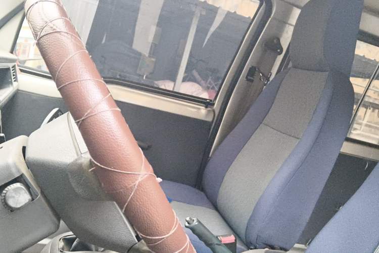 Used Wuling Zhiguang 2010 1.0L Liye Edition Left Front Seat