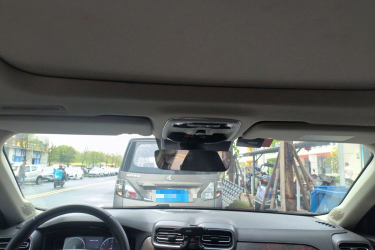 Used Lynk & Co 02 2018 1.5T DCT Two-Wheel Drive Pro Version China V Emission Standard
