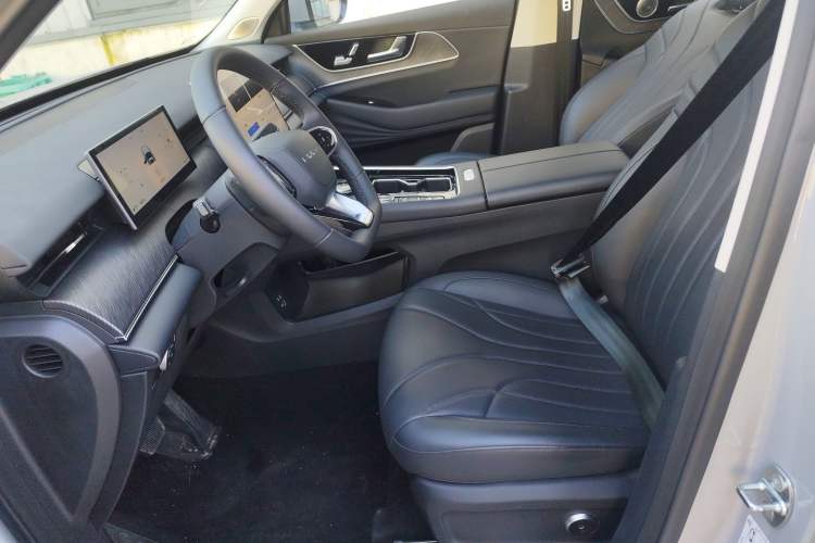 Used Chery Fengyun T9 2024 120 Long-Range Luxury Version 5 Seats Ternary Lithium