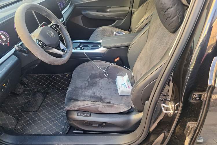 Used Volkswagen Passat 2025 Pro 380TSI Starry Dragon Edition