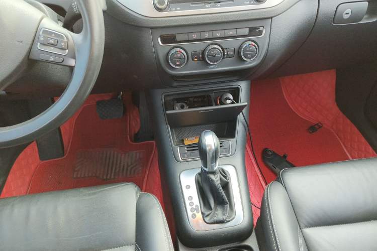 Used Volkswagen Tiguan 2016 300TSI Automatic Two-Wheel Drive Comfort Edition
