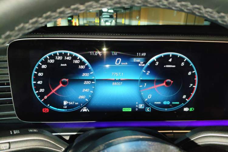 Used Mercedes-Benz GLS 2023 GLS 450 4MATIC Stylish Model Instrument Cluster