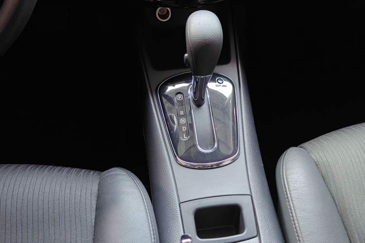 Used Nissan Tiida 2014 1.6L CVT Smart Model