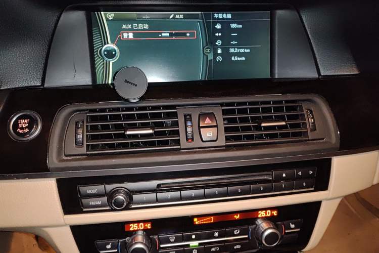 Used BMW 5 Series 2011 523Li Luxury Model
