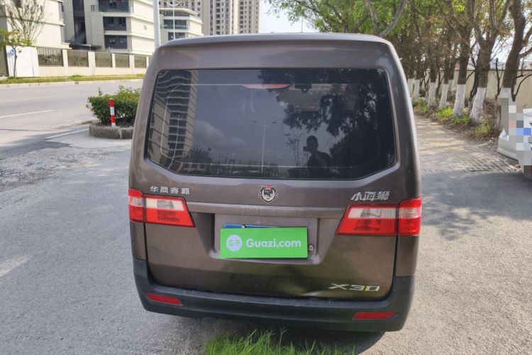 Used Jinbei Hiace X30 2021 1.5L Wealthy Single-Steaming Air-Conditioned Version Bus China VI Standard SWC15M
