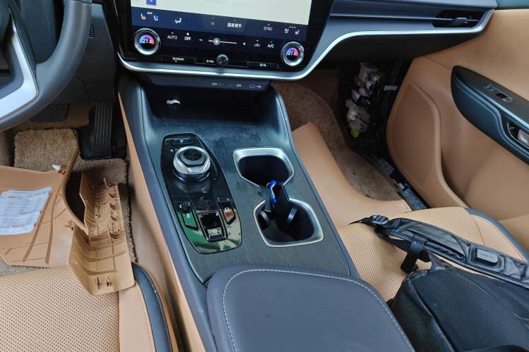 Used Lexus RZ 2023 450e All-Wheel-Drive Long-Range Version
