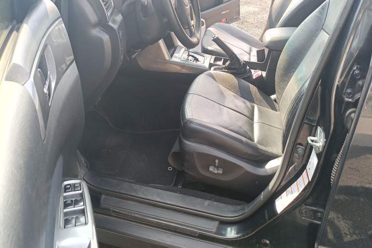 Used Subaru Forester 2012 Classic 2.5XS Automatic Luxury Edition Driver Seat