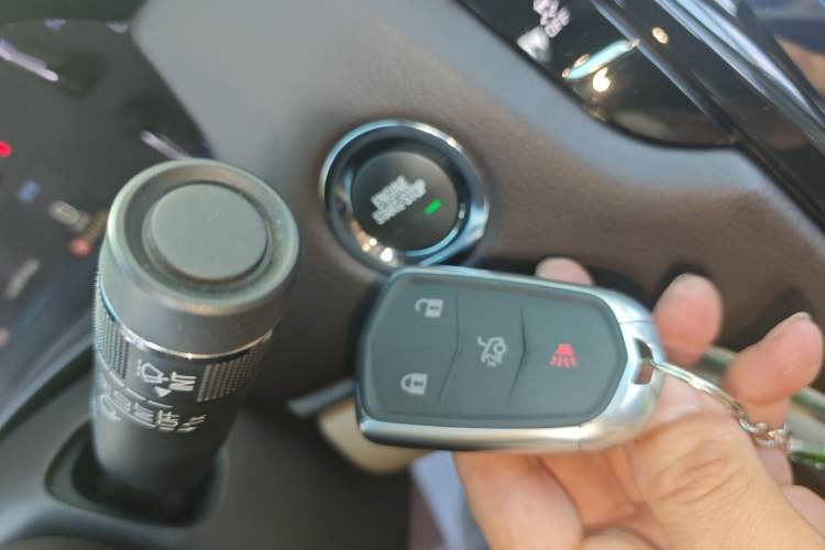 Used Cadillac XTS 2015 28T Comfort Model
