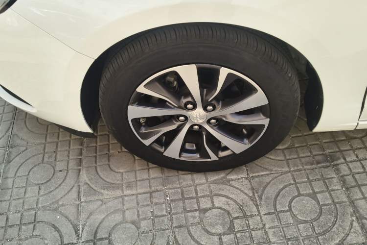 Used Buick Excelle GX 2019 18T Automatic Connected Elite Model China V Standard Left Front Wheel Hub