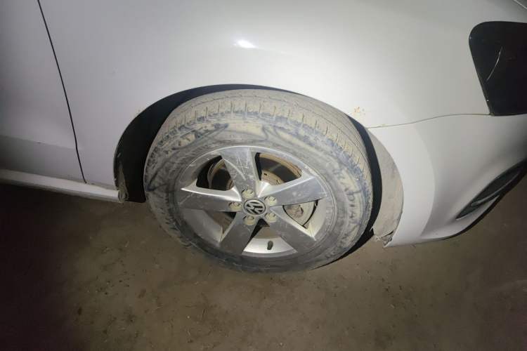 Used Volkswagen Polo 2016 1.4L Manual Fashion Model
