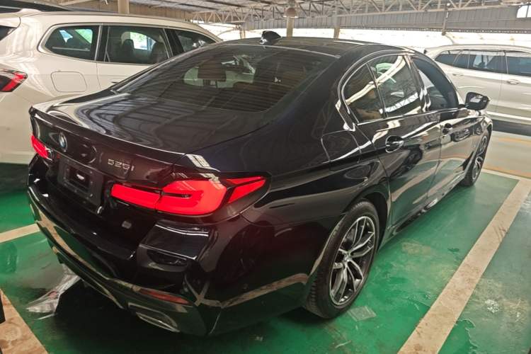 Used BMW 5 Series 2022 Restyled 525i M Sport Package
