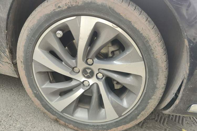 Used DS 5LS 2016 1.6T Elegant Edition THP160