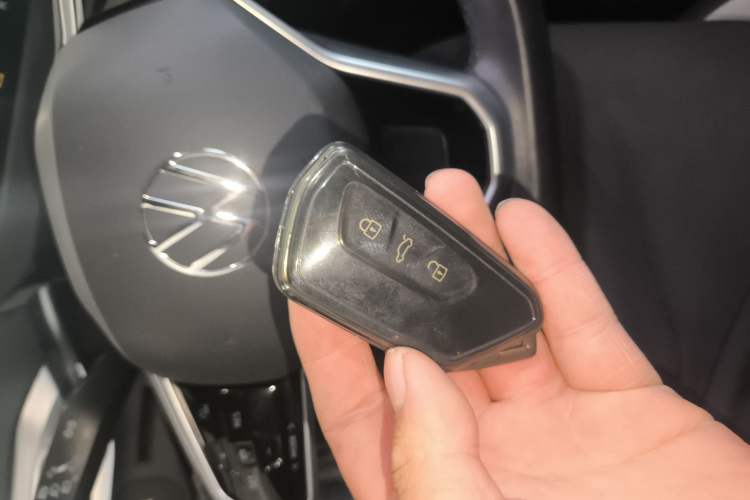 Used Volkswagen ID.4 CROZZ 2021 Long-Range PURE+ Two-Wheel Drive Version
