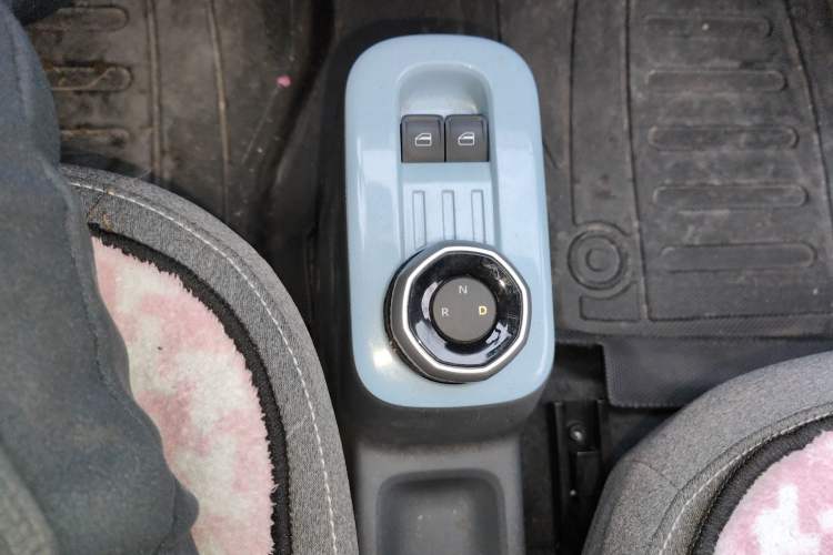 Used Geely Galaxy Panda 2024 Panda Mini 200km Endurance Bear