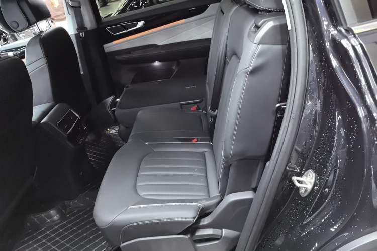 Used Volkswagen Teramont 2023 Facelift 380TSI Four-Wheel Drive Prestige Luxury Edition Left Rear Seat