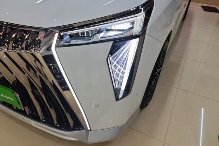 Used GAC Trumpchi E9 2023 E9 Master Model Left Front Headlight