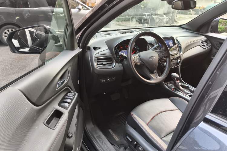 Used Chevrolet Equinox 2021 550T RS Four-Wheel Drive Intelligent Guardian Edition Driver Seat