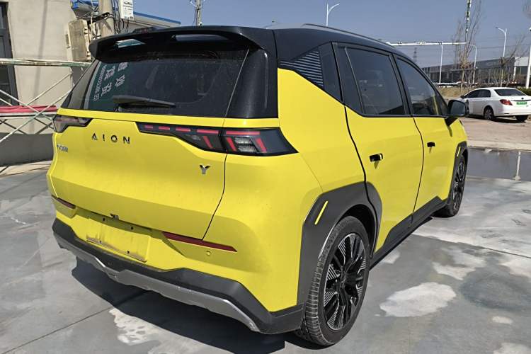 Used AION Y 2021 70 Enjoyment Tech Edition Rear Right 45 Deg