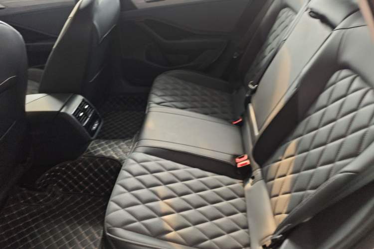 Used Volkswagen Sagitar 2024 300TSI DSG Excellence Edition
