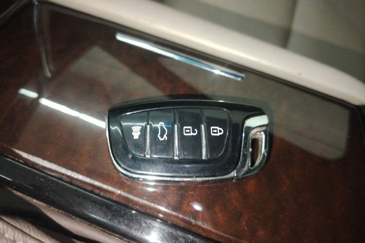 Used Cadillac XTS 2014 28T Comfort Version