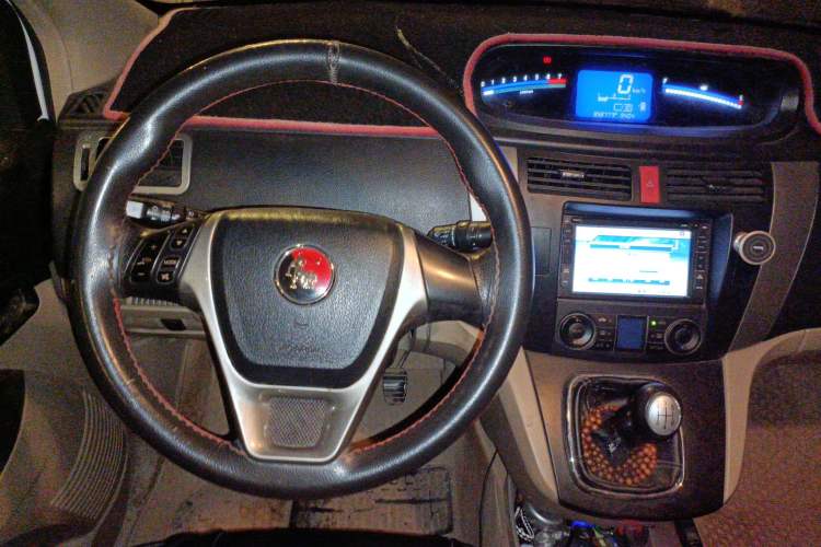 Used FORTHING Joyear SUV 2012 1.6L Luxury Model
