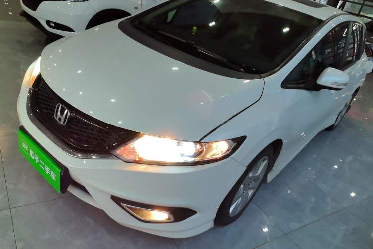 Used Honda Jade 2016 1.8L Automatic Comfort Elite Version 5 Seats