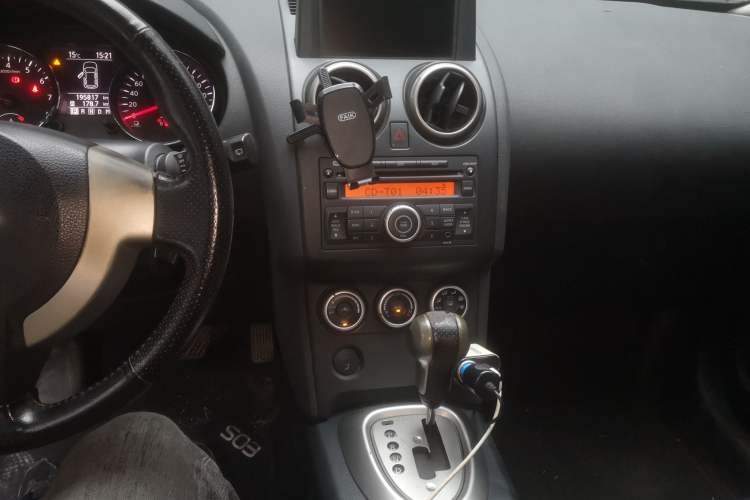 Used Nissan Qashqai 2011 2.0 XV Lea CVT 2WD
