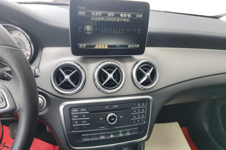 Used Mercedes-Benz GLA 2016 GLA 200 Fashion Model
