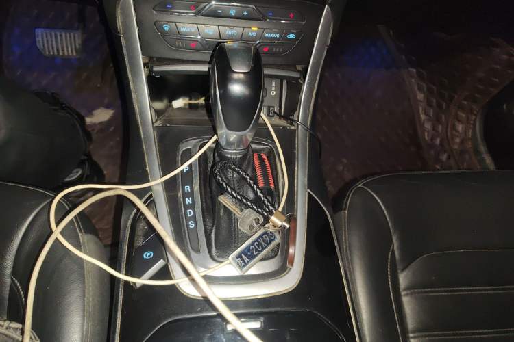 Used Ford Edge 2016 EcoBoost 245 Four-Wheel Drive Titanium Edition 7-Seater