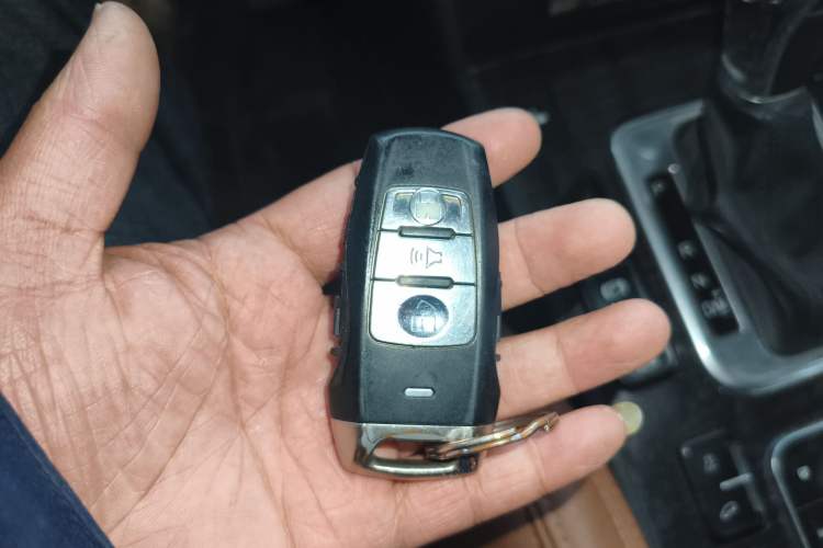 Used Haval H6 Coupe 2015 Blue Label 2.0T Automatic Two-Wheel Drive Prestige Model Vehicle Key