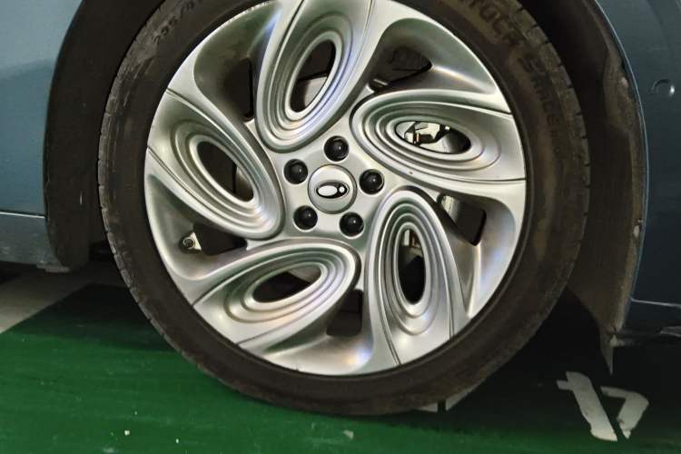 Used ORA Lightning Cat 2022 555 km Luxury Edition