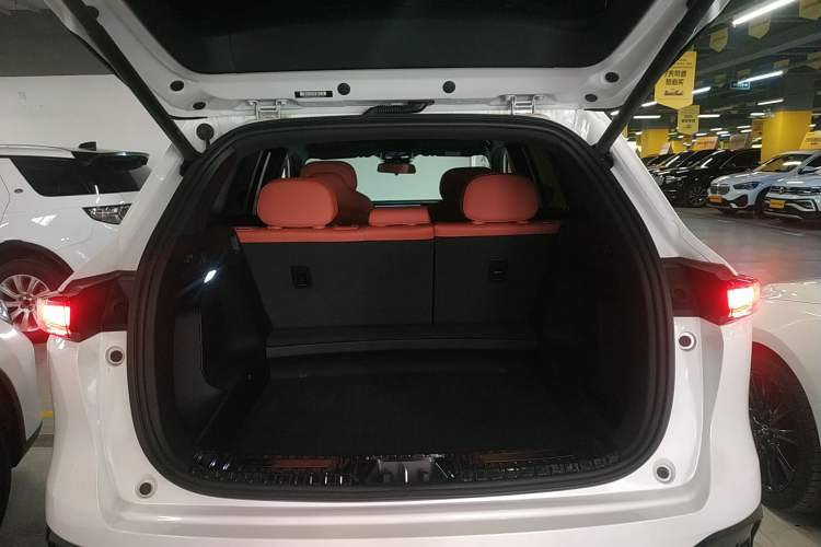 Used Changan CS75 PLUS 2025 4th Generation 1.5T New Blue Whale Smart Luxury Edition
