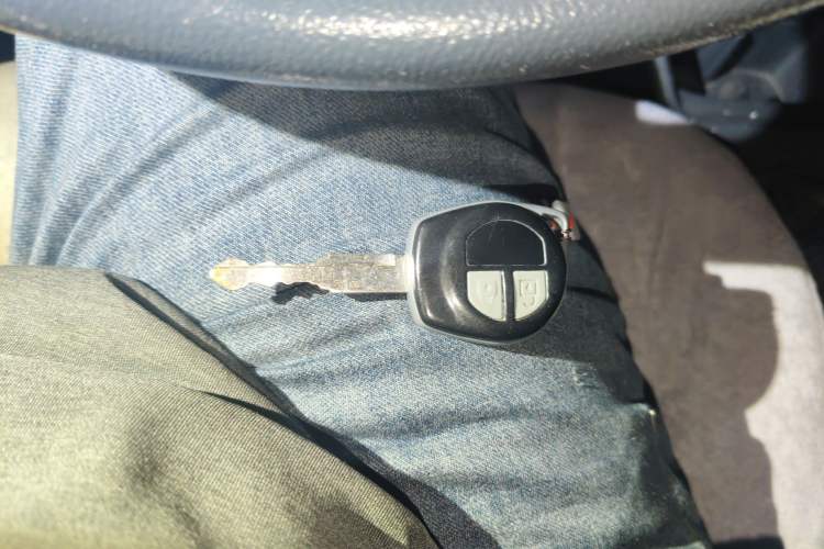 Used Suzuki Alto 2013 1.0L Manual Luxury Model
