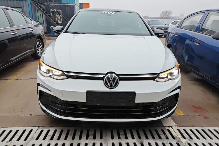 Used Volkswagen Golf 2023 Facelift 280TSI DSG R-Line Lite
