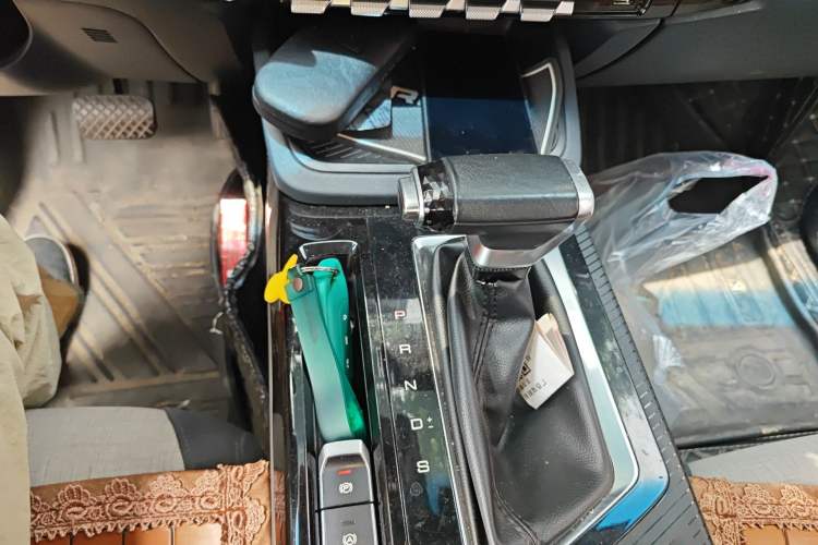 Used Baojun RM-5 2019 1.5T CVT 24-Hour Online Luxury Version 7 Seats