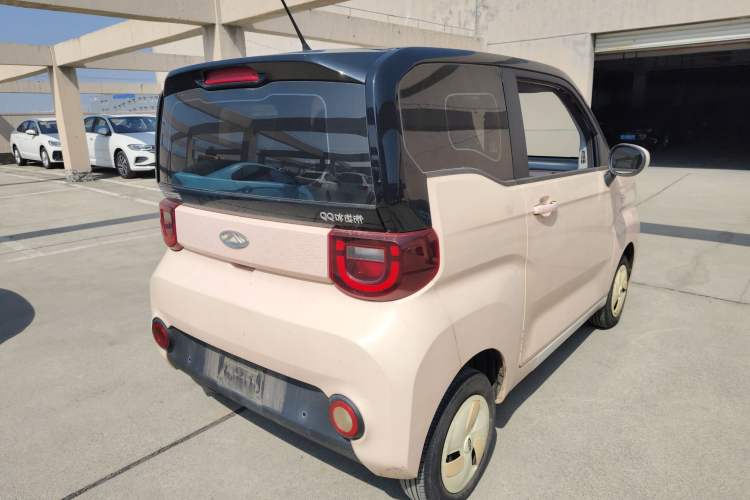 Used Chery QQ Ice Cream 2022 120km Conical Shape Lithium Iron Phosphate
