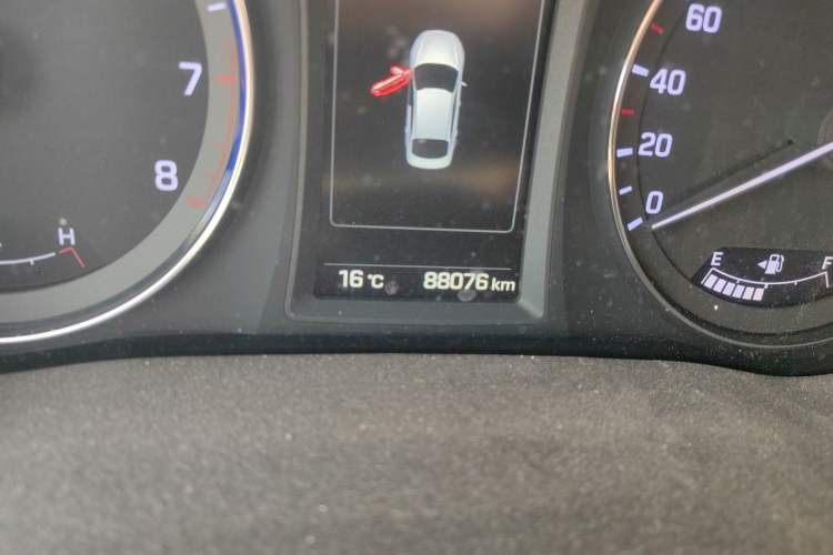 Used Hyundai Mistra 2016 1.8L Automatic Deluxe DLX Model Odometer Close Up