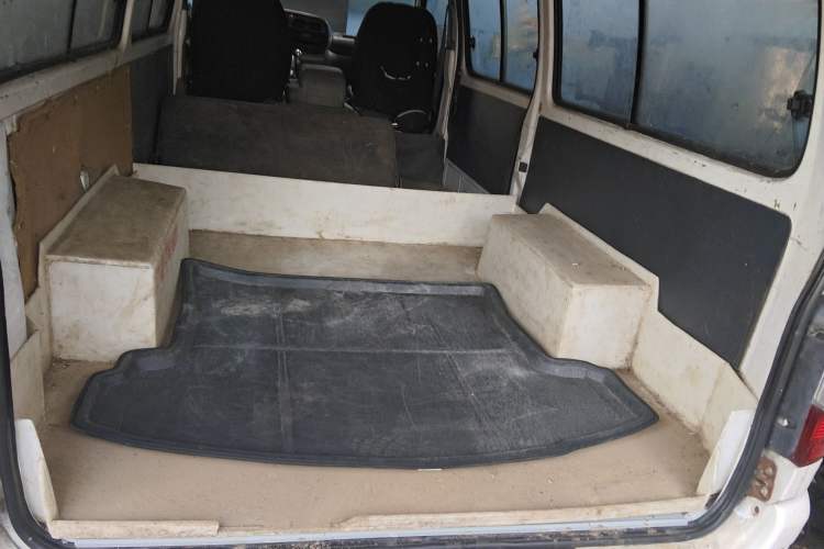 Used Jinbei Hiace 2014 2.0L 5th Generation Kuaiyunwang Business Version 4G19
